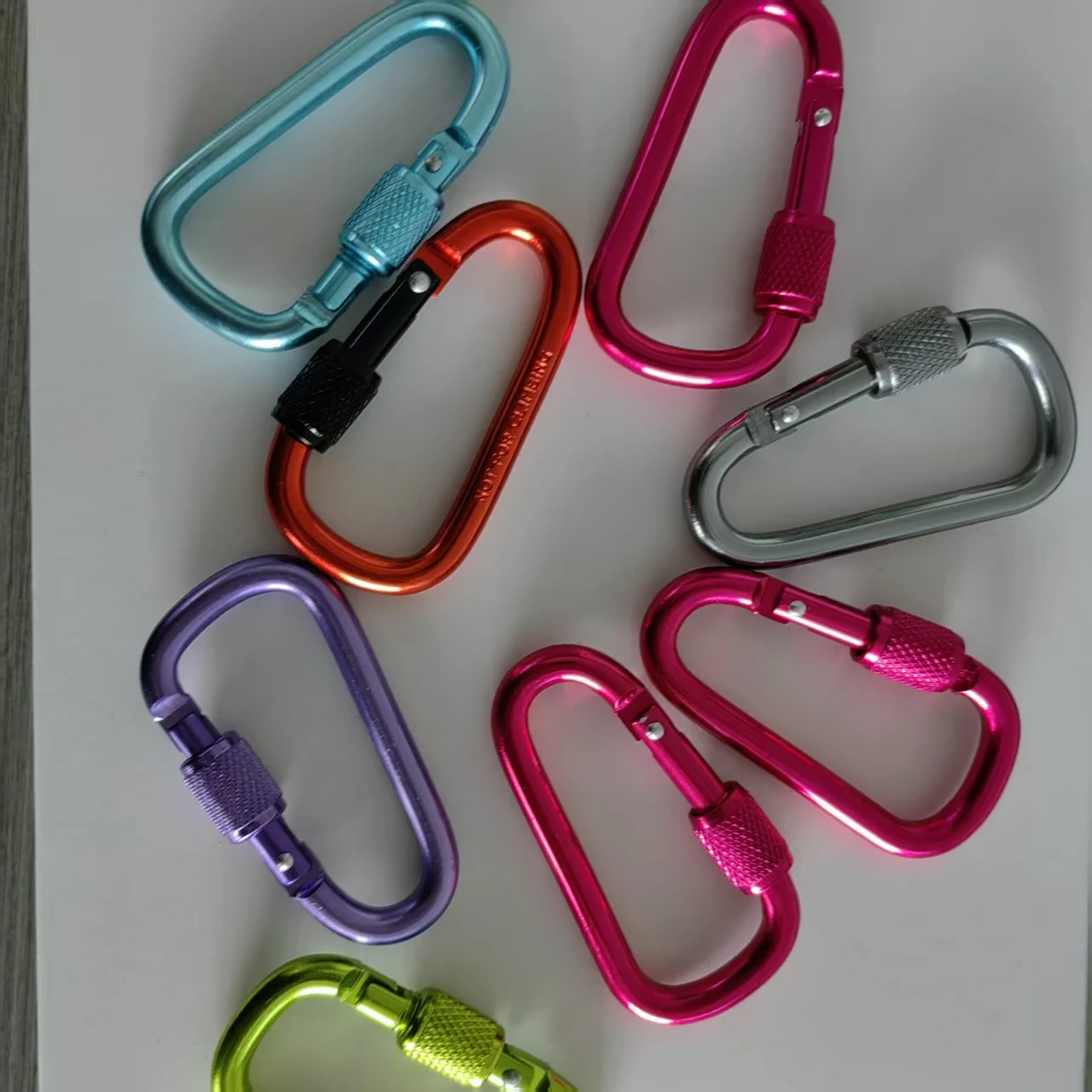 2026 คาราบิเนอร์ล็อคทรงตัวดี ท - Carabiner Locking D บทวิจารณ์และราคา