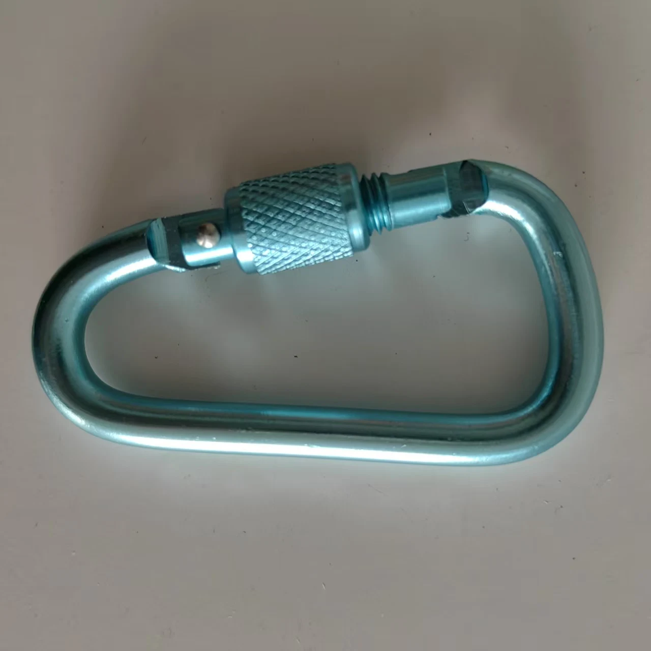 2026 คาราบิเนอร์ล็อคทรงตัวดี ท - Carabiner Locking D บทวิจารณ์และราคา